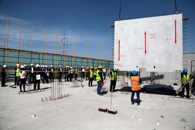 陜建八建集團承建的陜西建筑產業PC工廠一期項目吸引全國800余人參觀學習