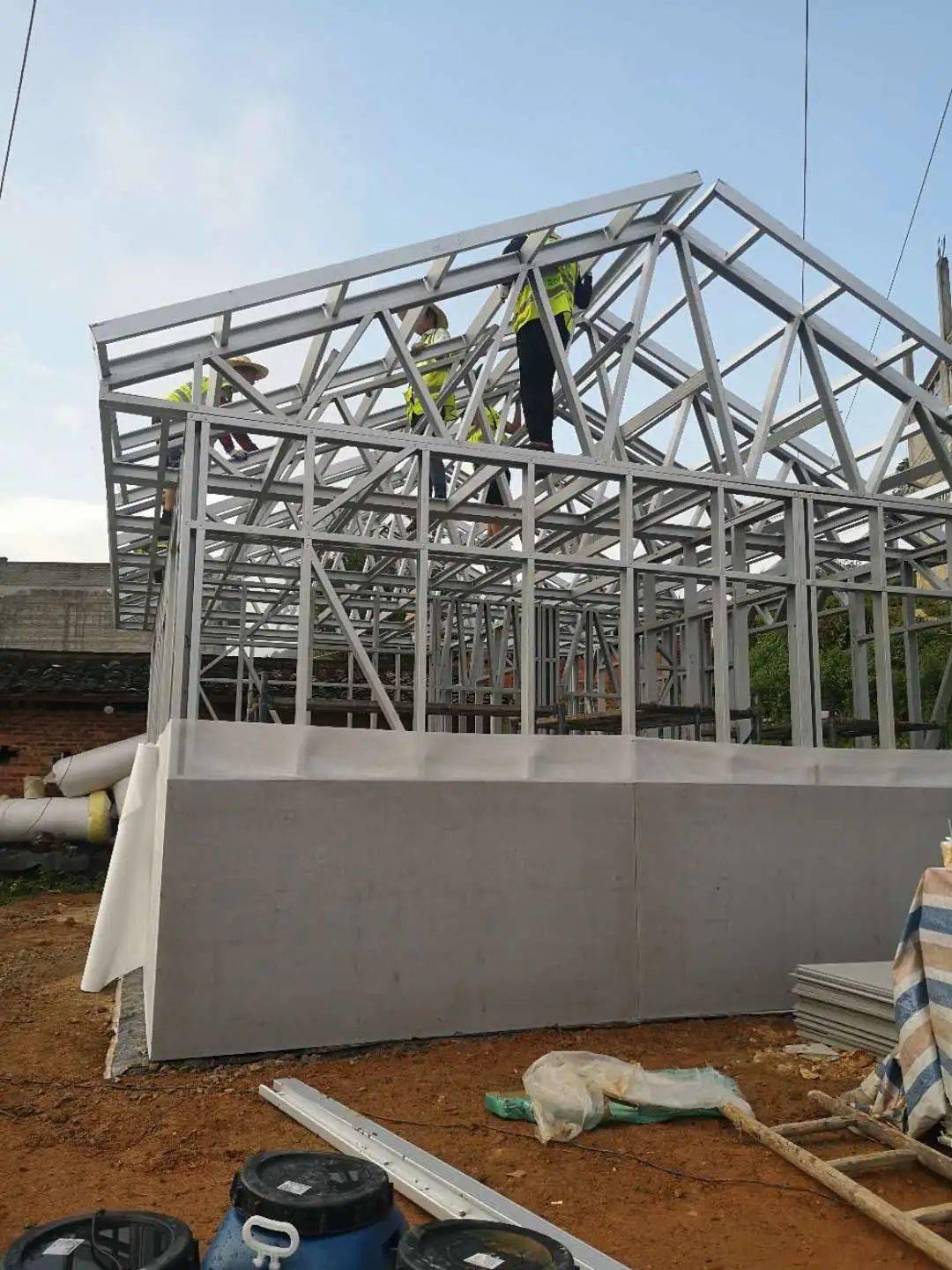 危改戶喜迎"別墅",廣西地區裝配式輕鋼農房成改造亮點_建筑