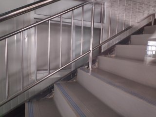 杏花嶺內(nèi)走廊活動(dòng)房安裝 制作鼓樓街玻璃幕彩鋼房